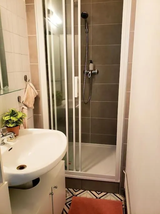 Logement Chaleureux - Metro Flachet Villeurbanne 0*,