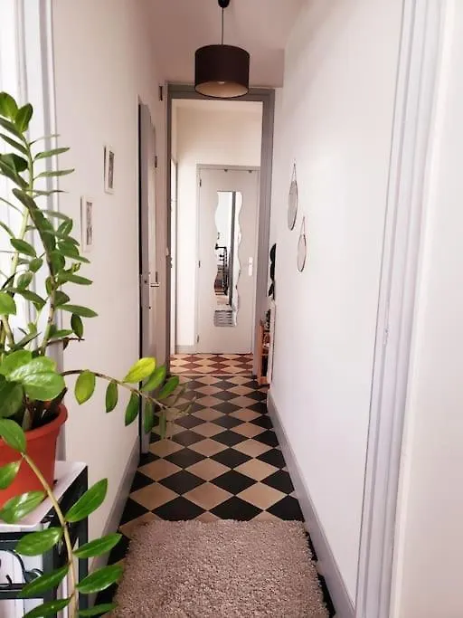 Logement Chaleureux - Metro Flachet Villeurbanne 0*,  France